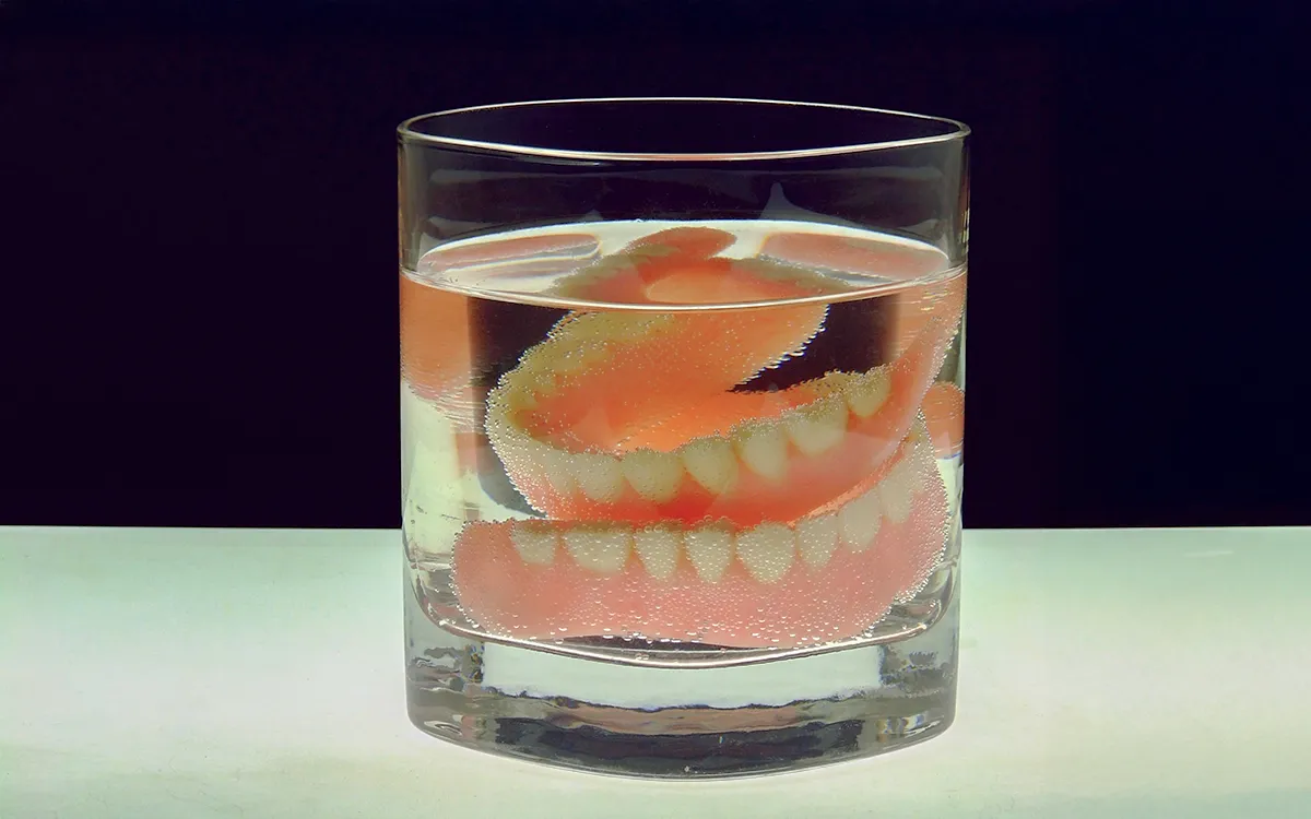 Soak dentures