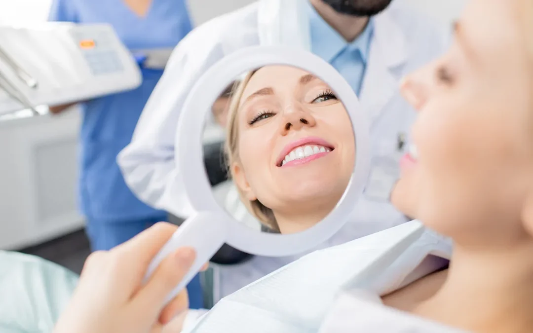 How to safely whiten your teeth in time for holiday photos